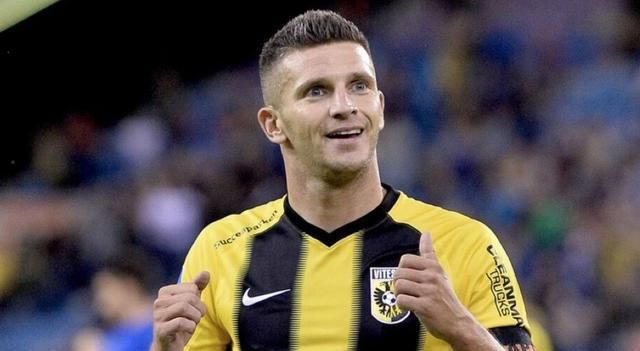 则是球队底 则是球队底