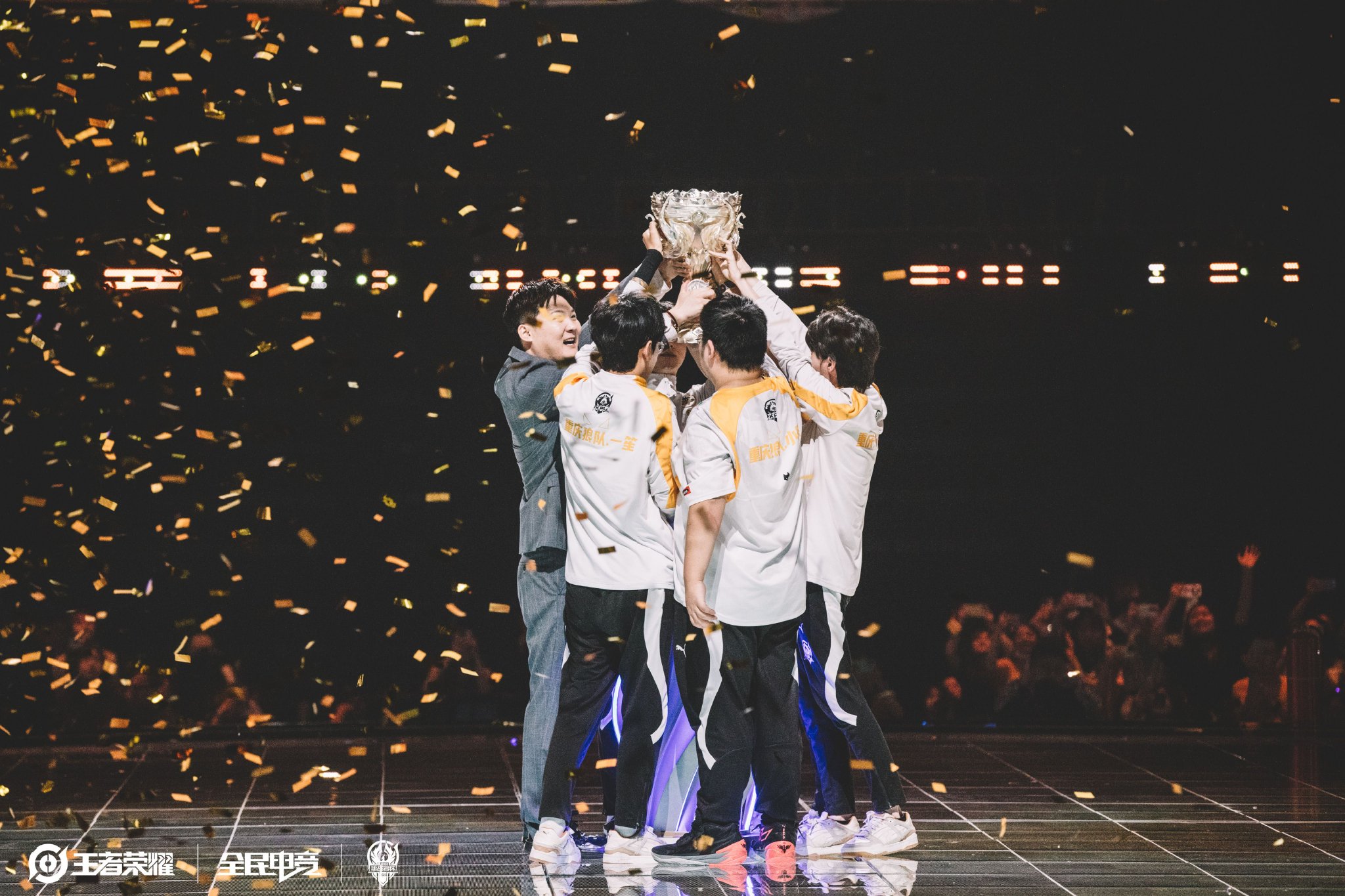 来自不同的 来自不同的