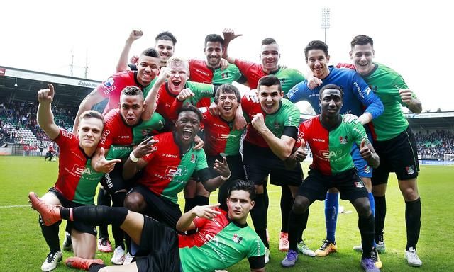 安球迷观赛 安球迷观赛