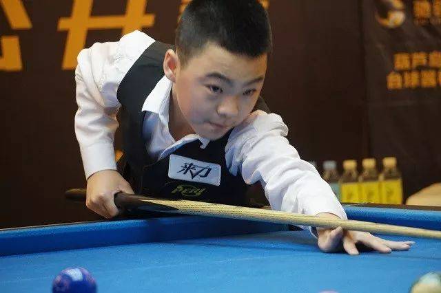 线拖出三分 线拖出三分